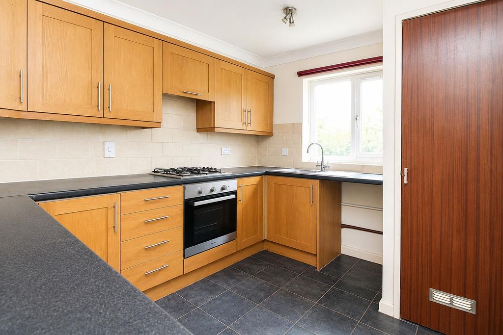 Property photo 2 of 6 11 Vinters Kitchen .Png