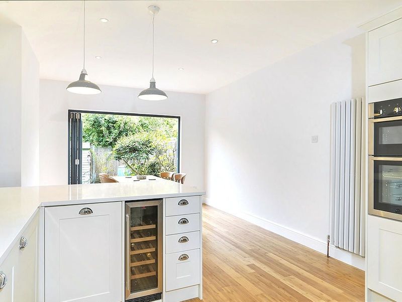 Property photo 3 of 15 Kitchen Diner