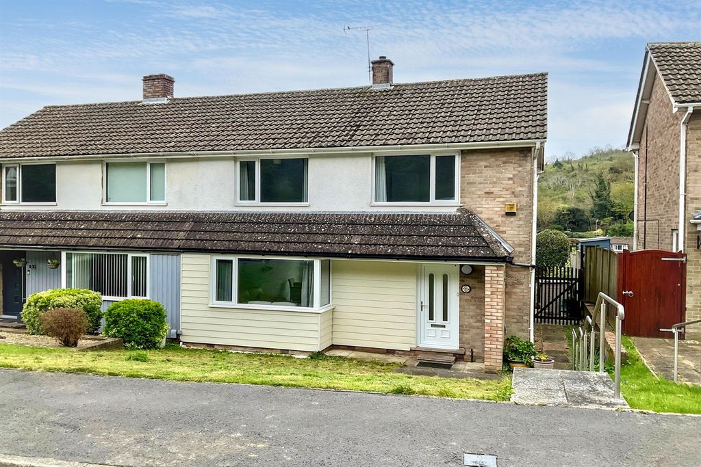 Property photo 1 of 24 (Main)