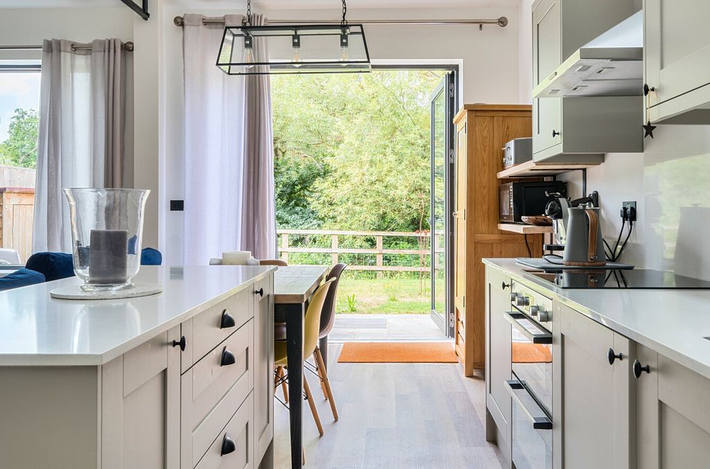 Property photo 2 of 17 Kitchen