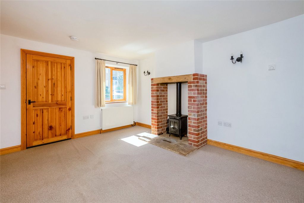 Property photo 3 of 10 Picture No. 07