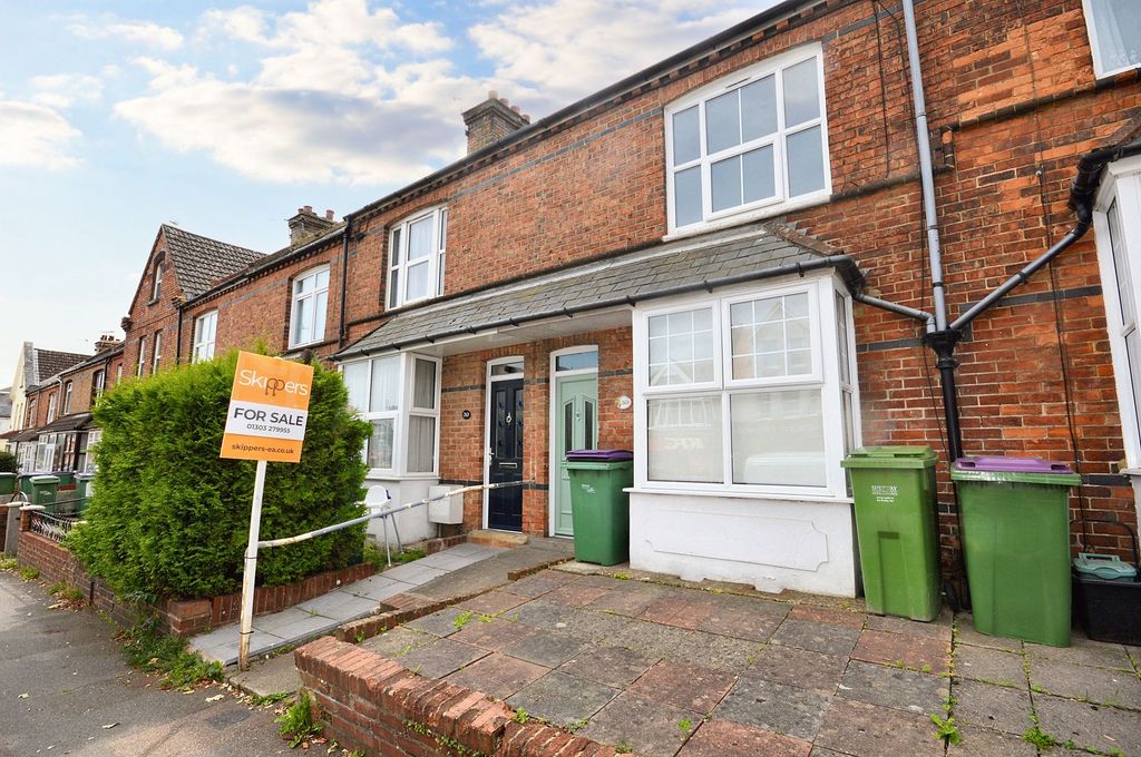 Property photo 1 of 16