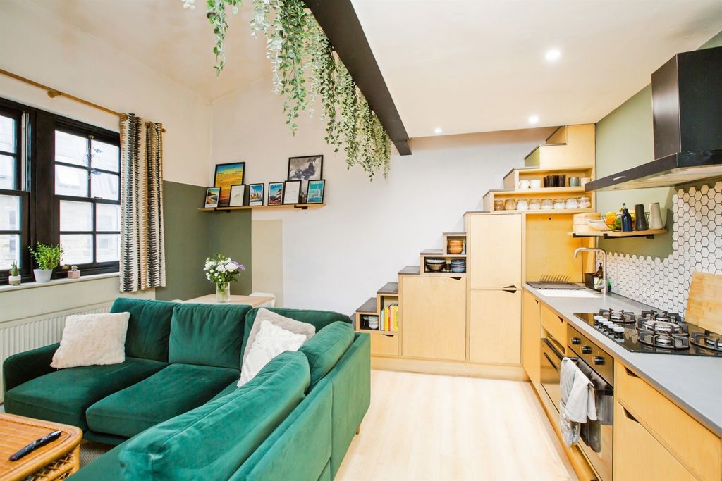 Additional image 6 of 1 bed flat for saleSowerby Street, Sowerby Bridge HX6