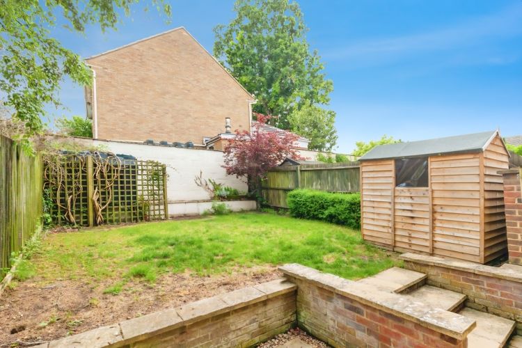 Property photo 3 of 9 d5d811d1-224928-Std