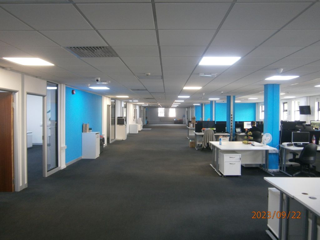 Property photo 2 of 3 General Office