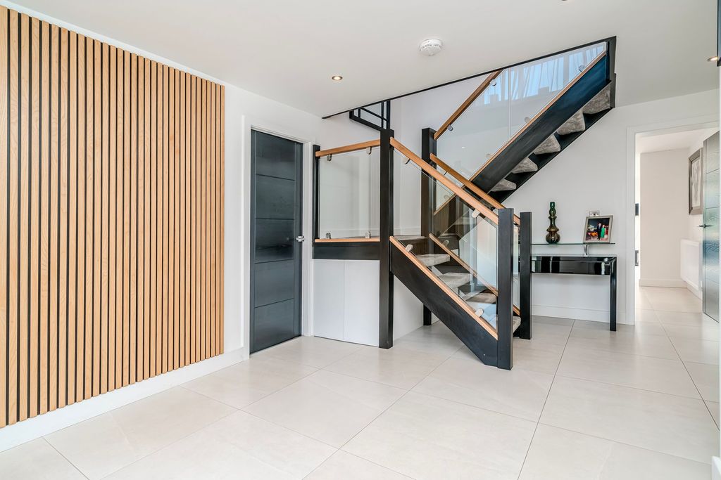 Additional image 6 of 5 bed detached house for saleDunkirk Lane, Leyland PR26