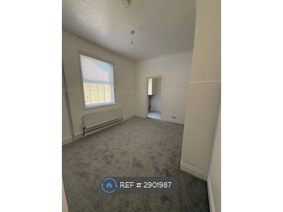 Property photo 3 of 9 Bedroom Leading To Dressing Room