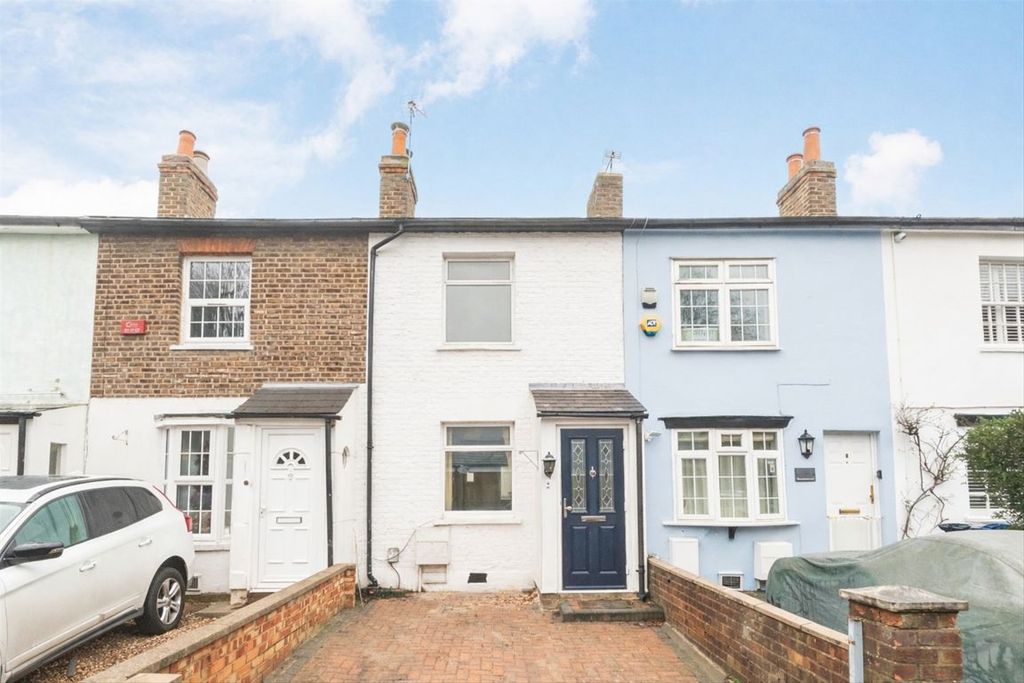 Property photo 1 of 7