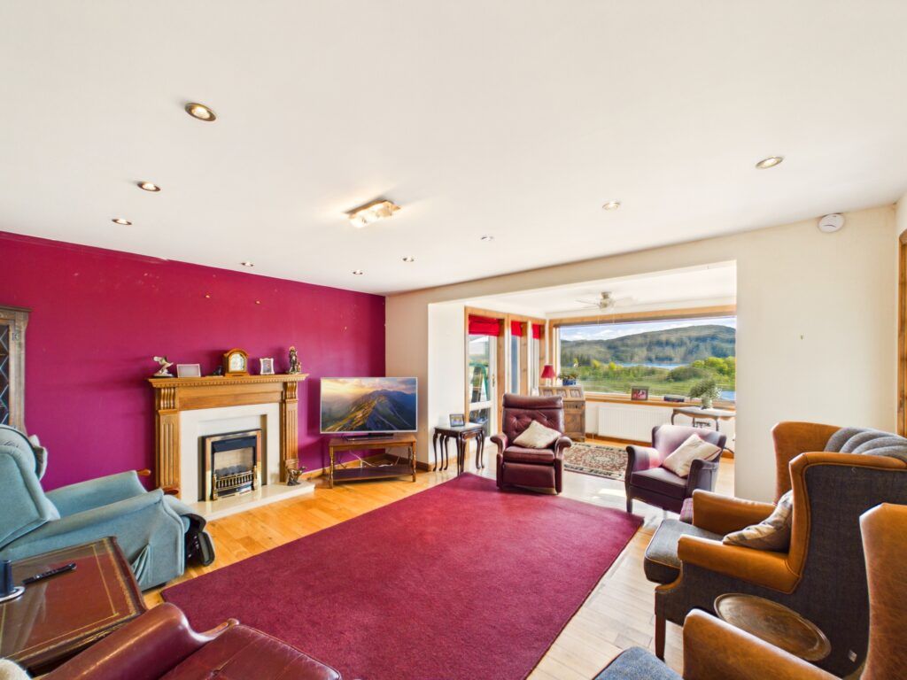 Property photo 3 of 43