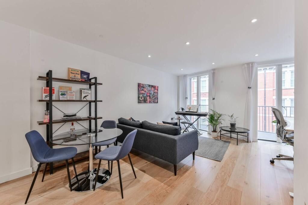 Property photo 2 of 16