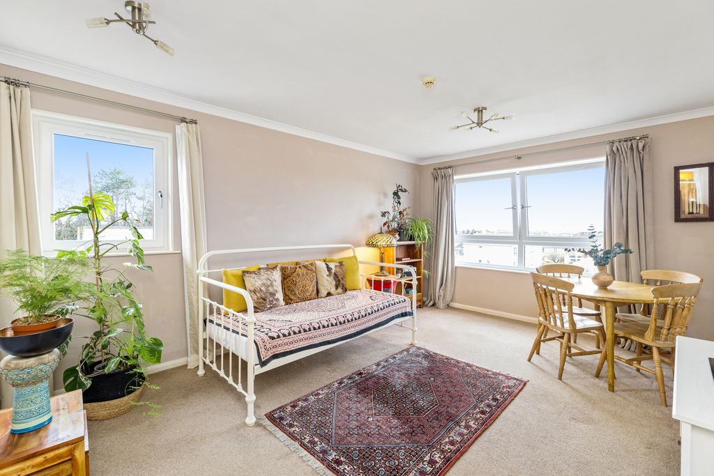 Property photo 2 of 15 Property Image 2