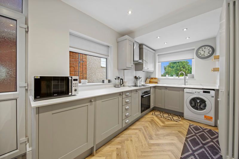 Property photo 3 of 26 Kitchen