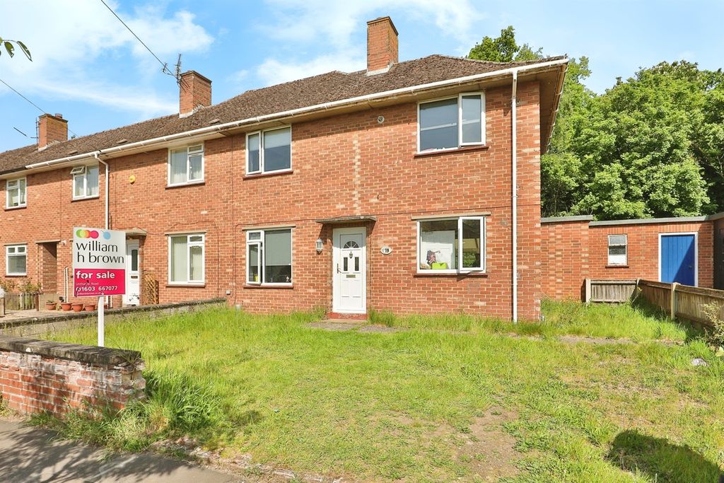 Property photo 1 of 14