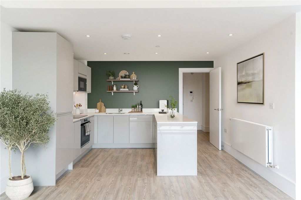 Property photo 2 of 10 Digitally Staged