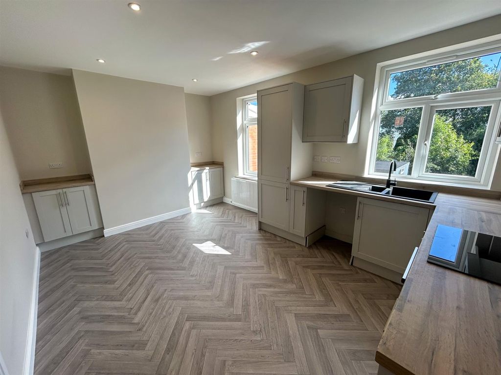 Property photo 2 of 13 Img_8541 2.Jpg