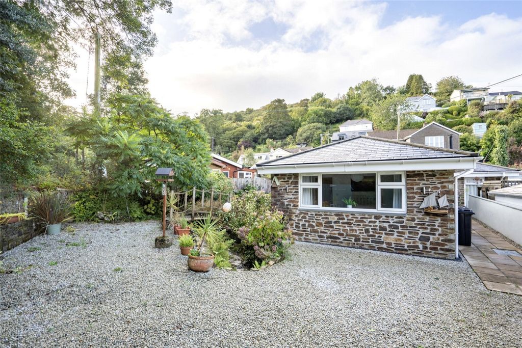 Property photo 2 of 13 4772712