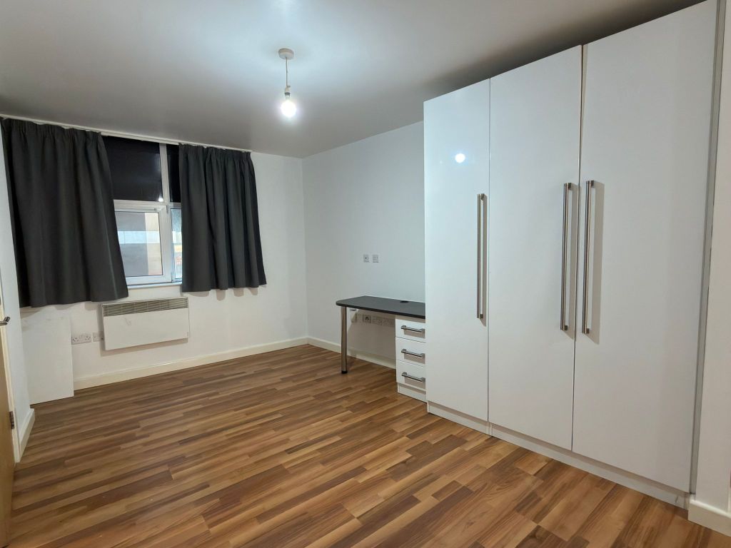 Property photo 3 of 8