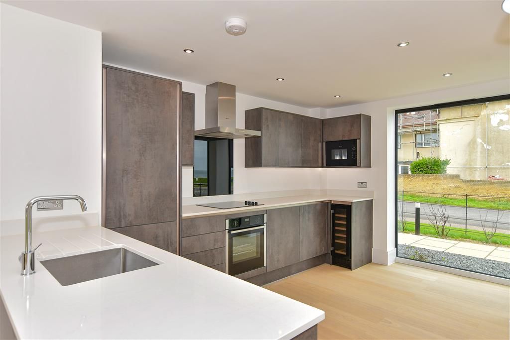 Property photo 1 of 13 Lounge/Kitchen/ Diner