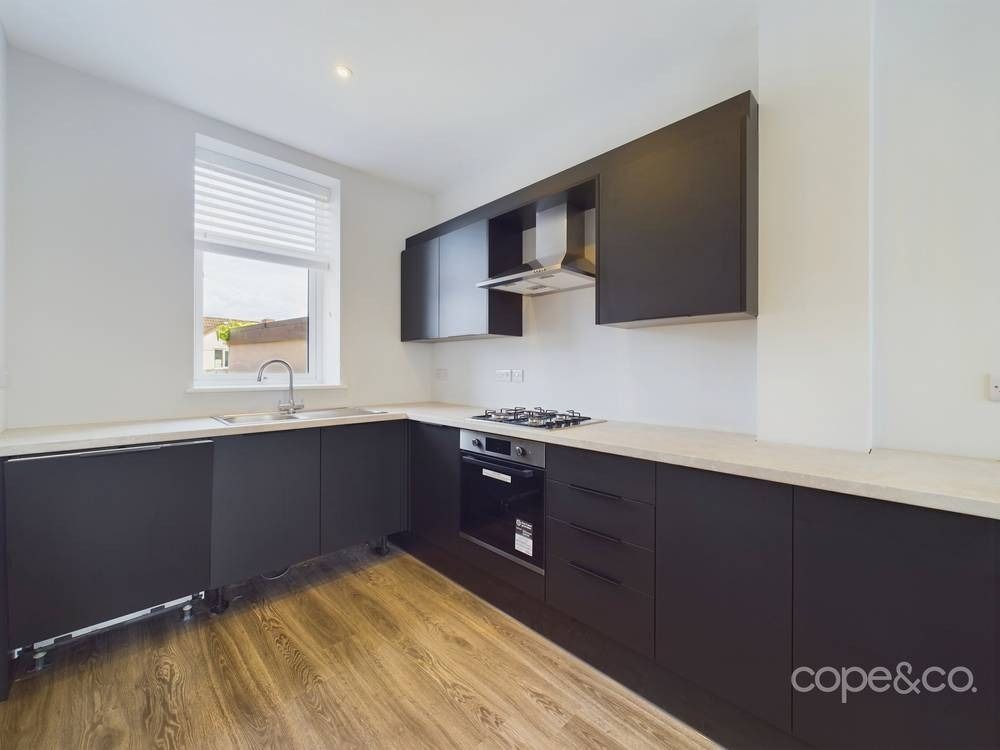 Property photo 2 of 20 3482905