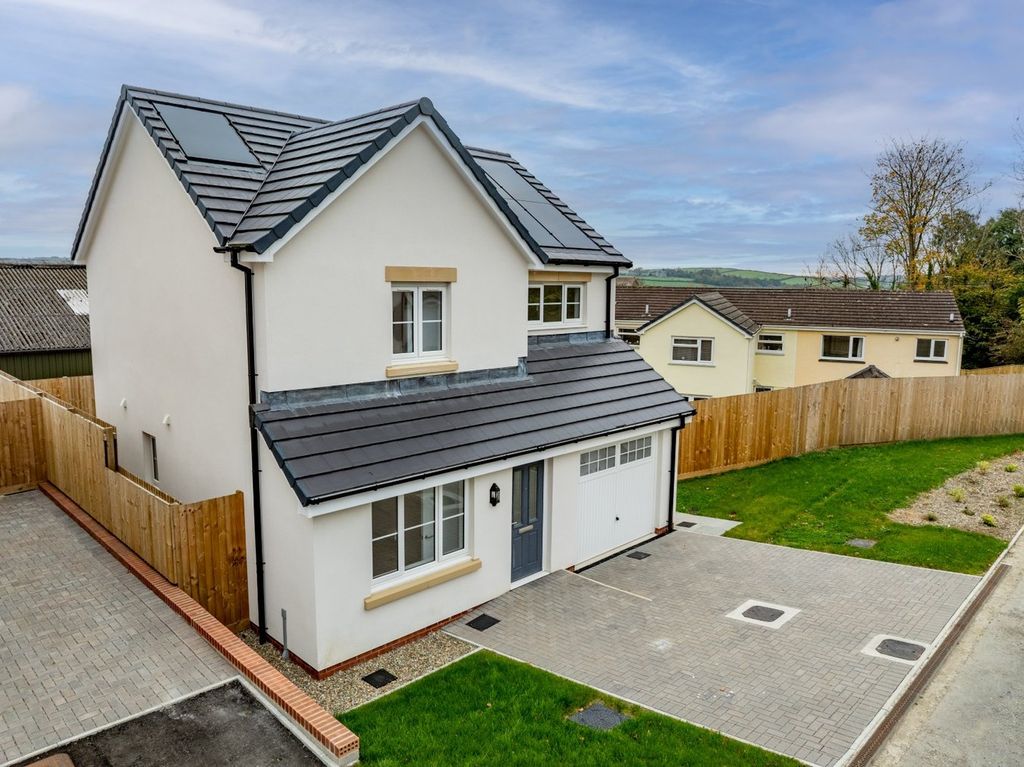 Property photo 1 of 22