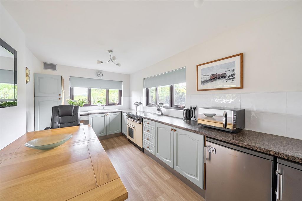 Additional image 8 of 3 bed detached bungalow for saleLlanarth SA47