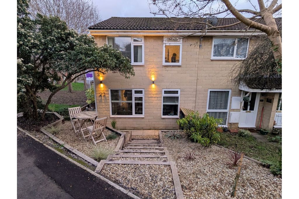 Property photo 1 of 14 Front View