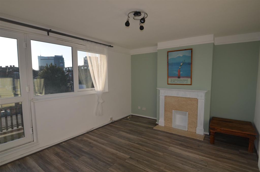 Property photo 1 of 13 Reception Room