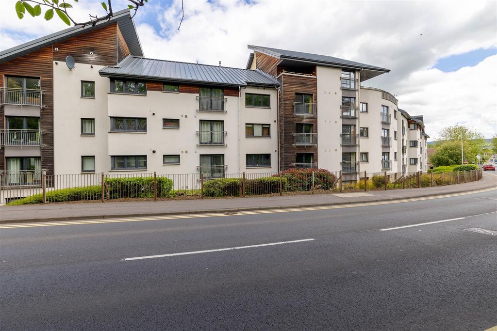Property photo 1 of 14 S1.Jpg
