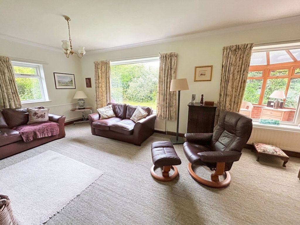 Property photo 2 of 26