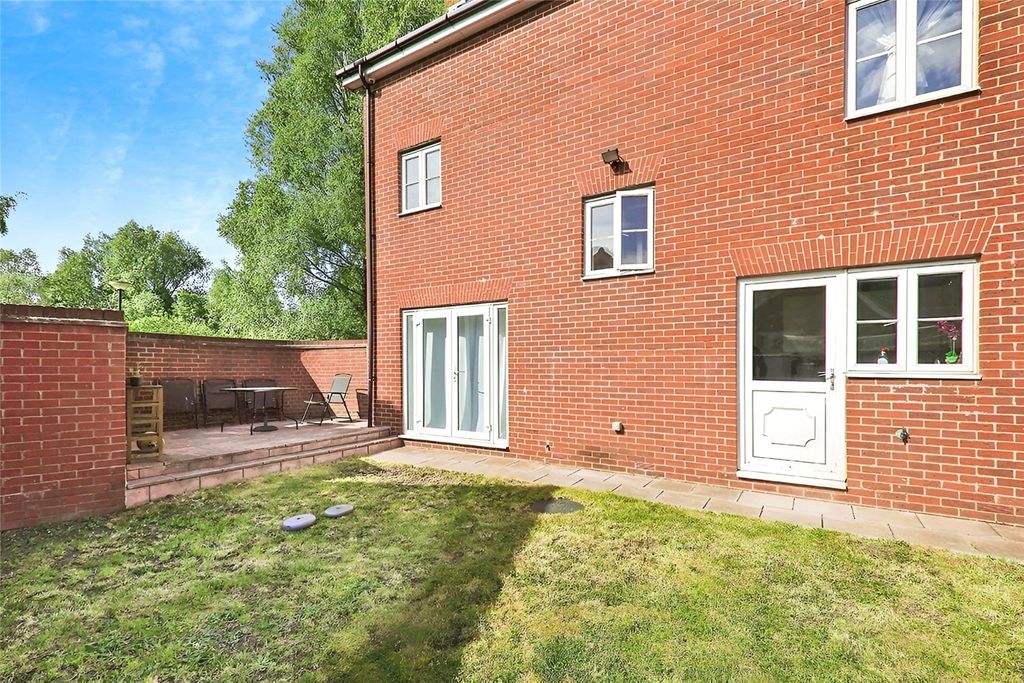 Property photo 2 of 7 Picture No. 01