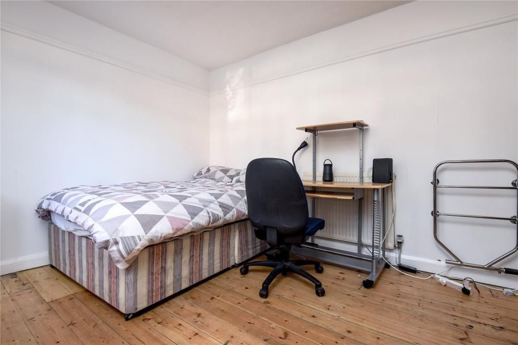 Property photo 3 of 7 Bedroom 4