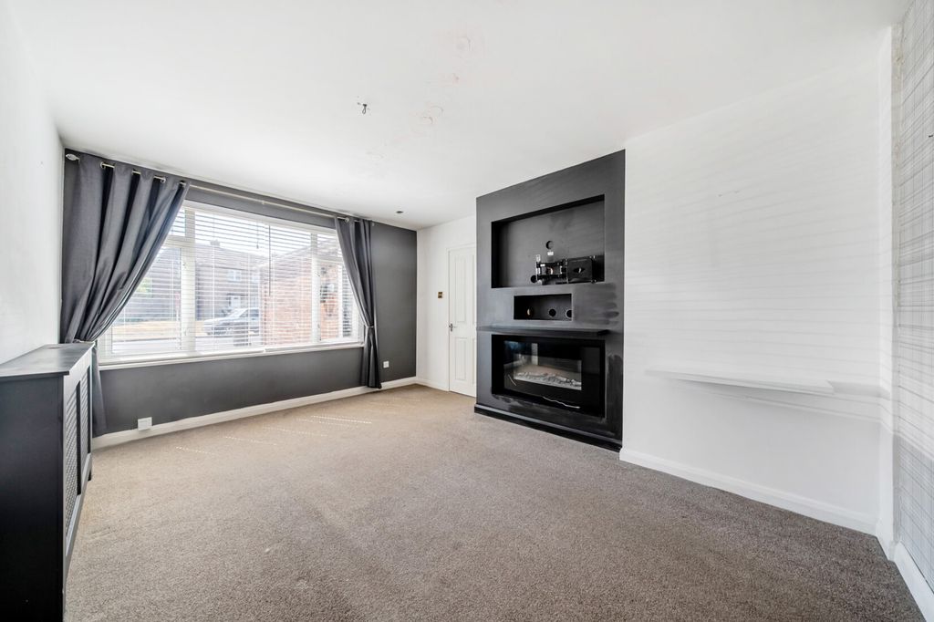 Property photo 3 of 21 6-6A6765A4B7675-1...
