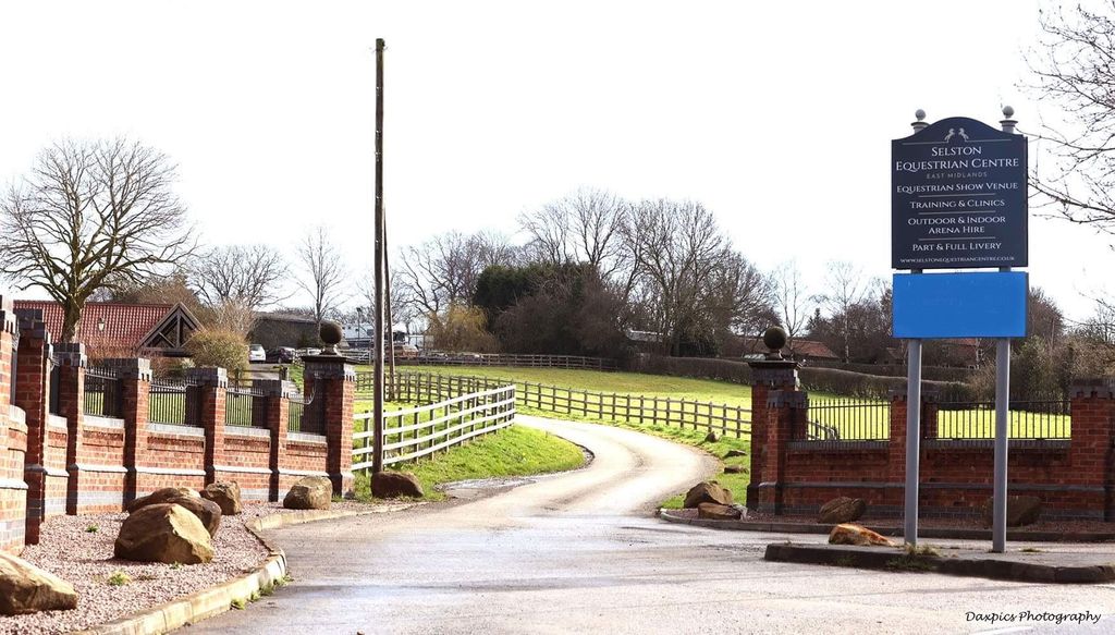 Property photo 2 of 84