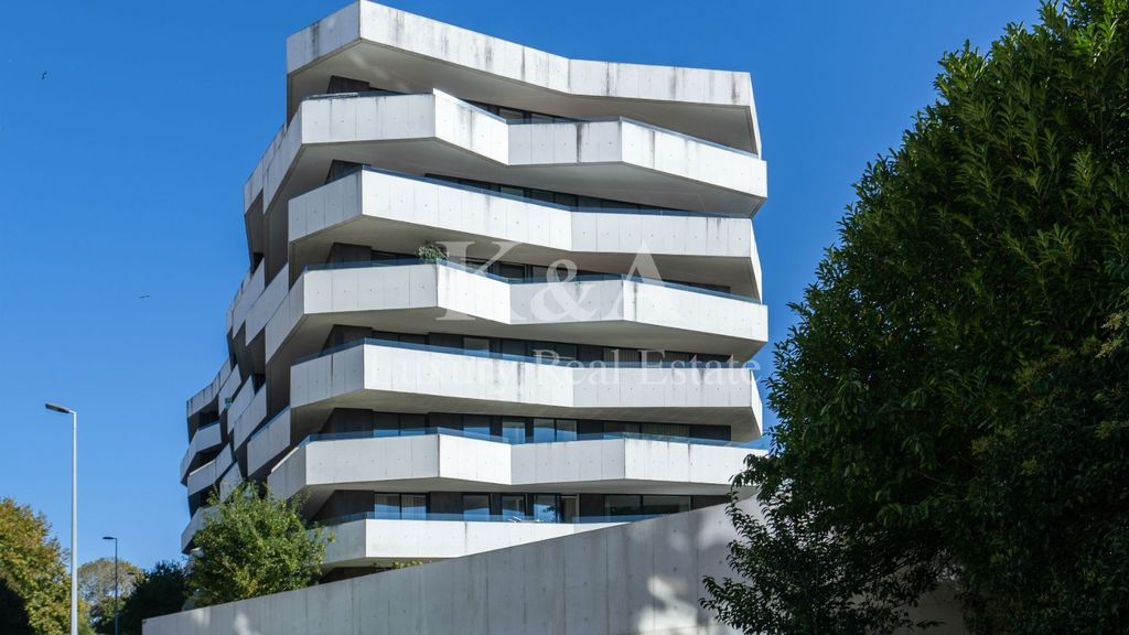 Property photo 3 of 4