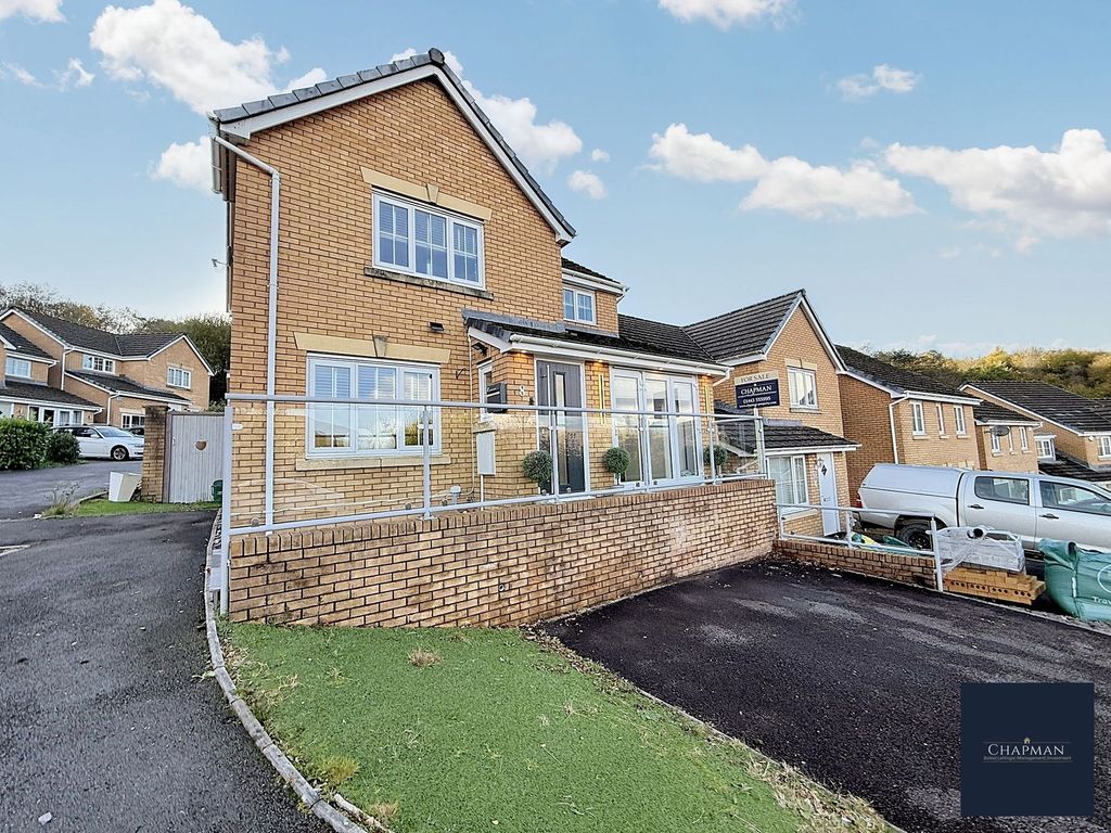 Property photo 1 of 30