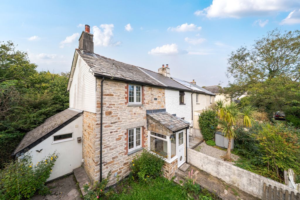 Property photo 1 of 17 1524741-2-1A0d9E8...