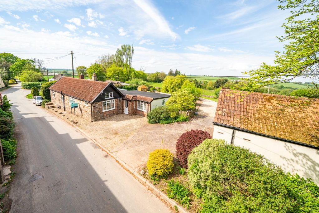 Property photo 1 of 24 Staple Cross Seddons