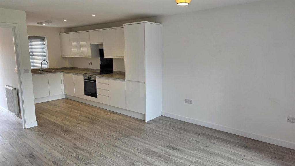 Property photo 2 of 15 20250604_114032.Jpg