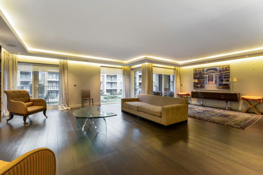 Property photo 3 of 20