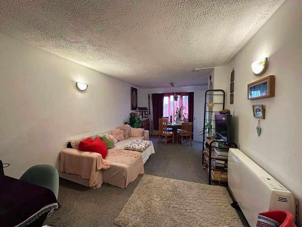 Property photo 2 of 9 Reception