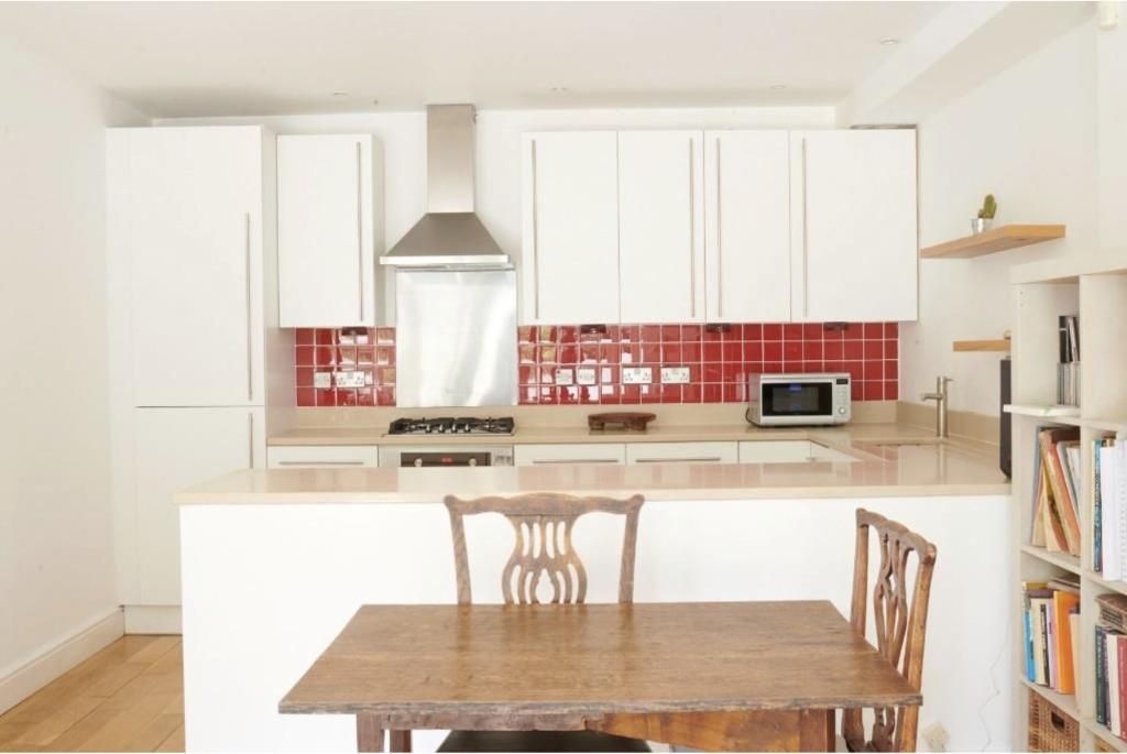 Property photo 2 of 15 Kitchen