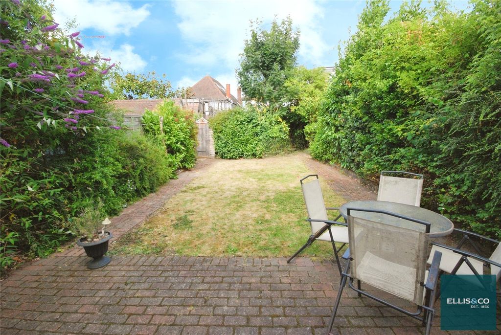 Property photo 3 of 14 Picture No. 13