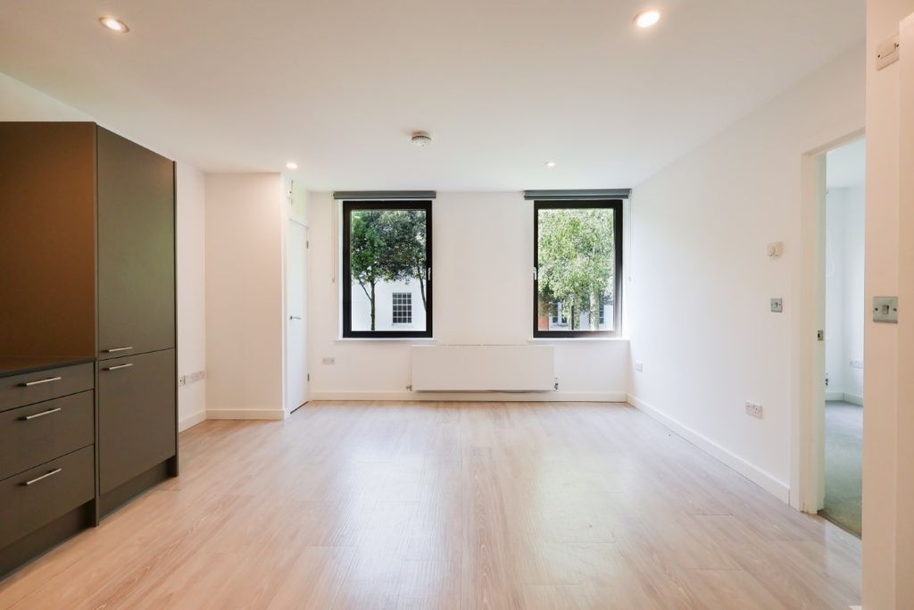 Property photo 1 of 7 1 Bed General Photo