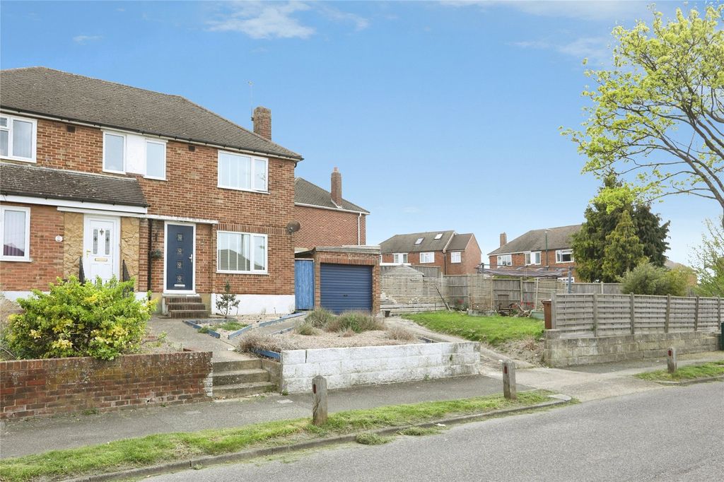 Property photo 1 of 20 External