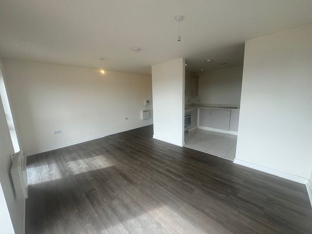 Property photo 3 of 6 Living Room