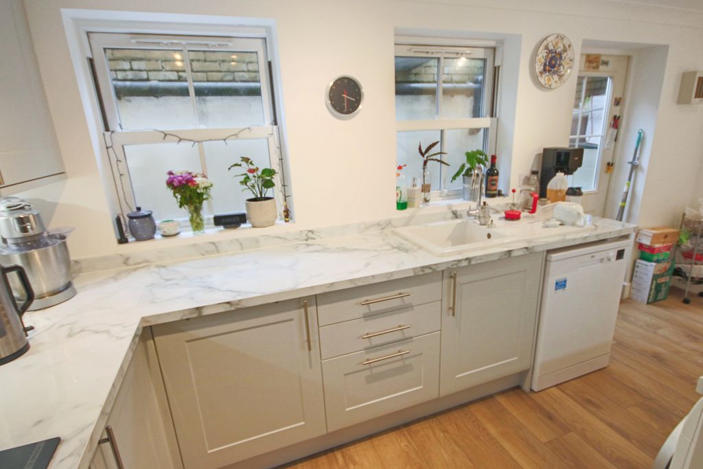Property photo 3 of 16 Img_6442