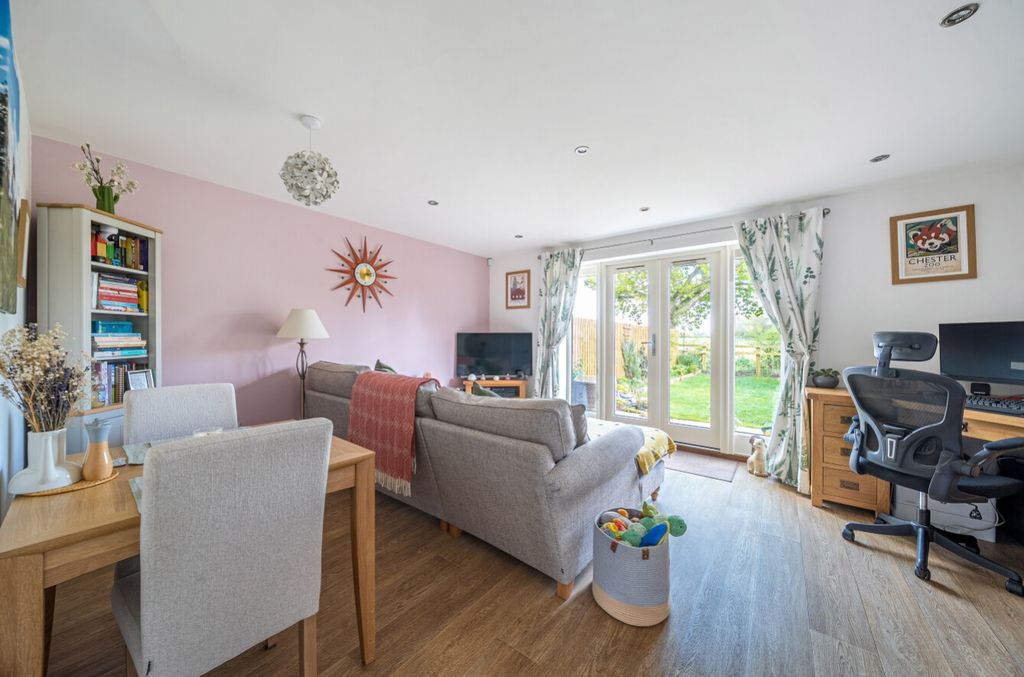 Property photo 2 of 13 1437809-2-69Dd04F0E3917