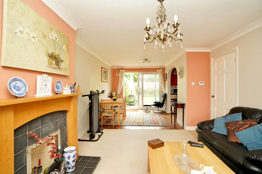 Property photo 3 of 14