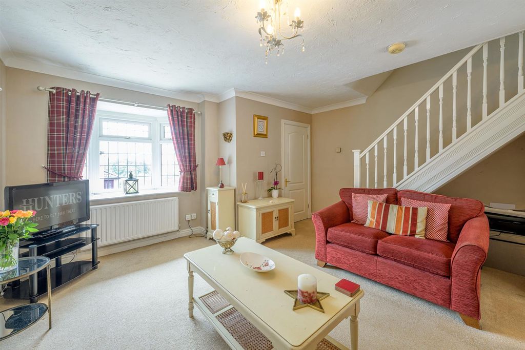 Property photo 2 of 18