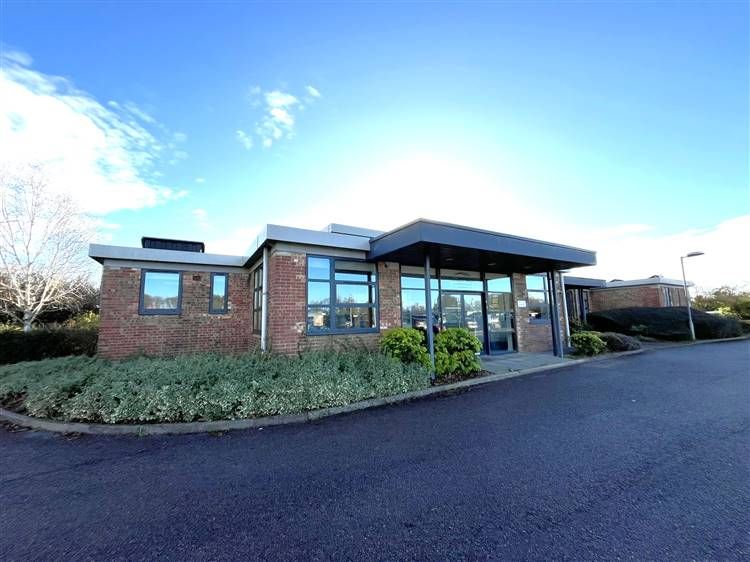 Property photo 1 of 4